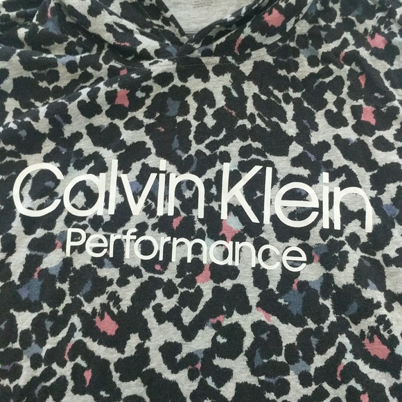 Size small Calvin Klein performance pullover hoodie multicolor animal print - Picture 3 of 5